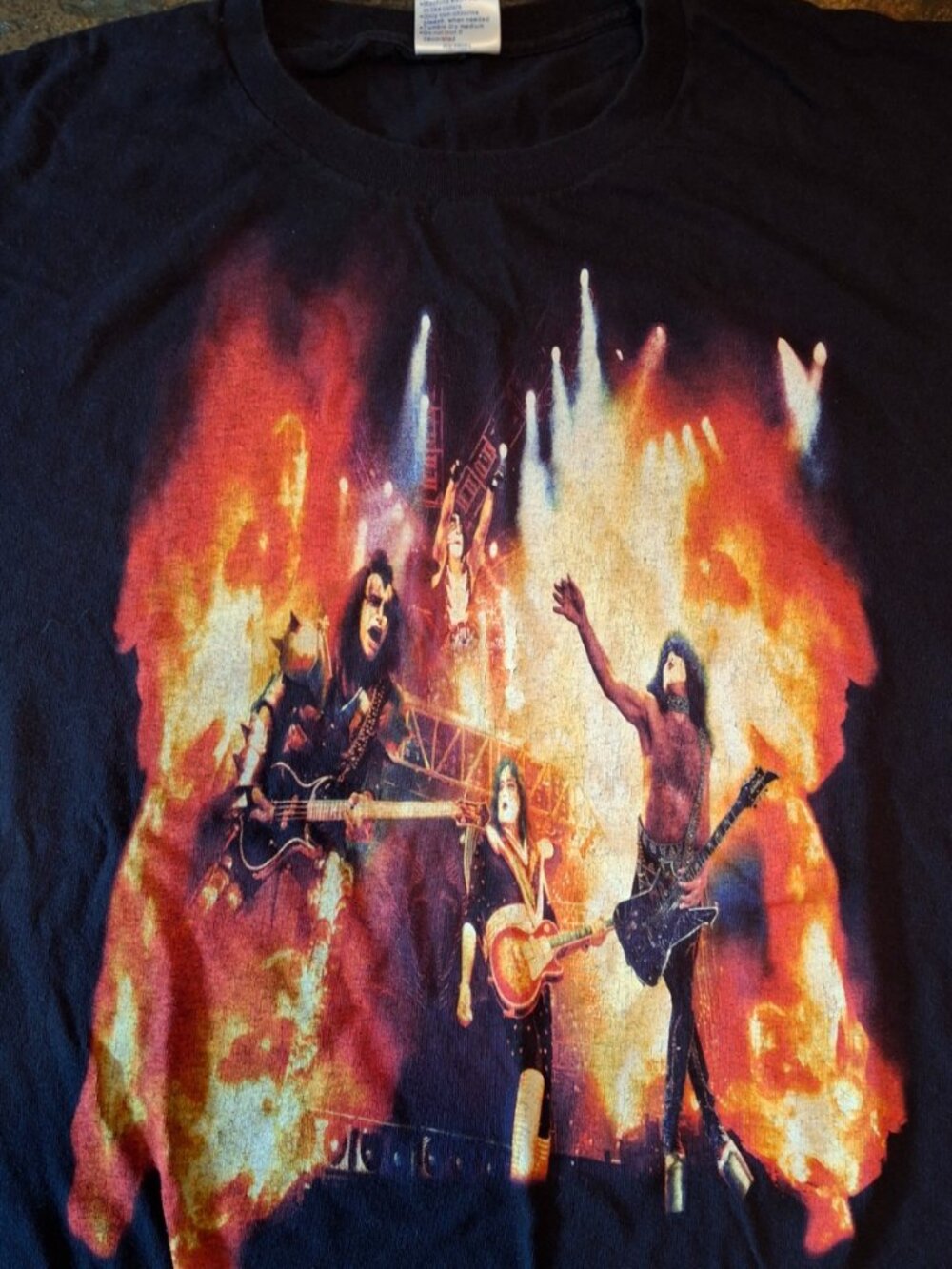 KISS Vintage 2000 Farewell Shirt XXL -Venue Specific Shirt - Raleigh NC !!